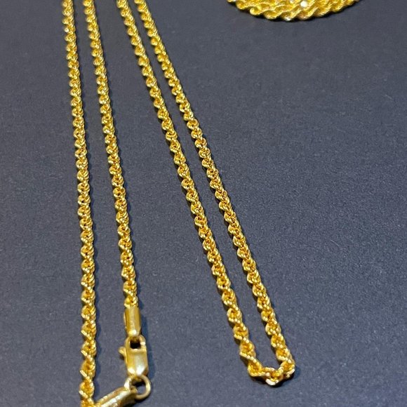 14K Solid Gold Rope Chain Necklace,24 inches 2.5mm - Picture 16 of 17